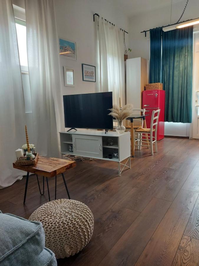 Apartment46 Малий Лошинь Екстер'єр фото